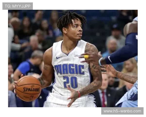 爵士队最新阵容调整引发球迷热议未来赛季前景展望