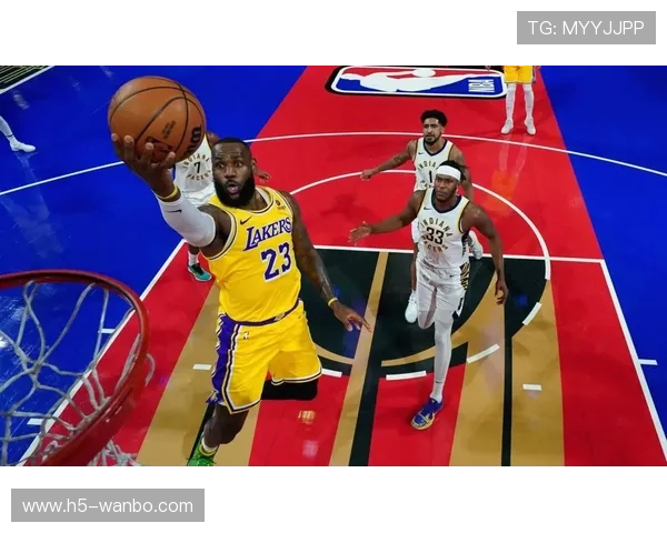 詹姆斯关键时刻力挽狂澜湖人险胜勇士赢得连胜